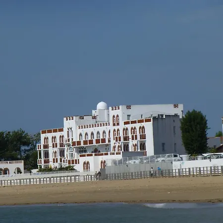 43 M2 Front De 3 Cles *