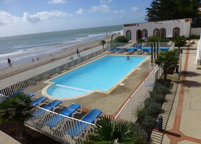 43 M2 Front De 3 Cles * La Tranche-sur-Mer